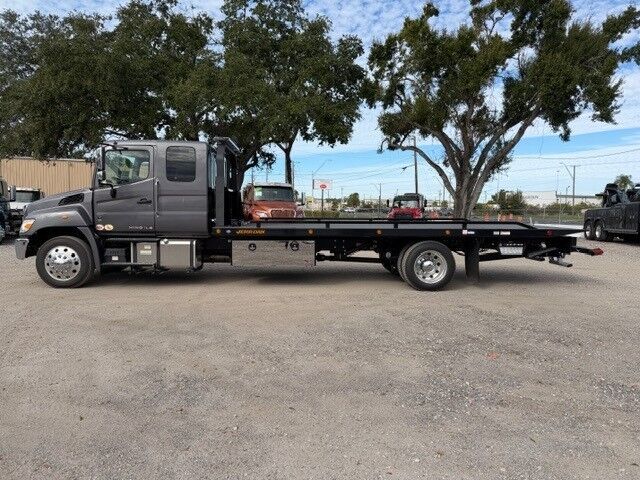 2026 Hino L6 Extended Cab 22' Jerr-Dan Rollback Car Carrier Truck
