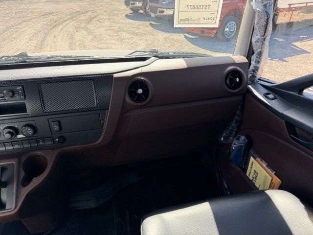 2026 Hino L6 Extended Cab 22' Jerr-Dan Rollback Car Carrier Truck Miami FL