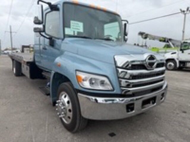 2026 Hino L6 Extended Cab 22' Jerr-Dan Rollback Sharkbed Car Carrier Truck with Autogrip Miami FL