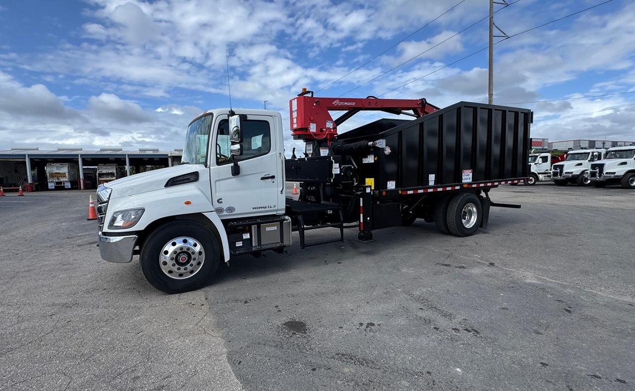 2026 Hino L7 28 Yard Pac Mac KB20 Grapple Truck Tampa FL