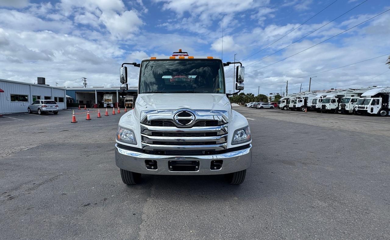 2026 Hino L7 28 Yard Pac Mac KB20 Grapple Truck Tampa FL