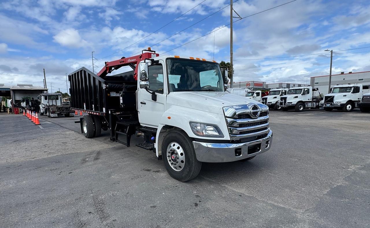 2026 Hino L7 28 Yard Pac Mac KB20 Grapple Truck