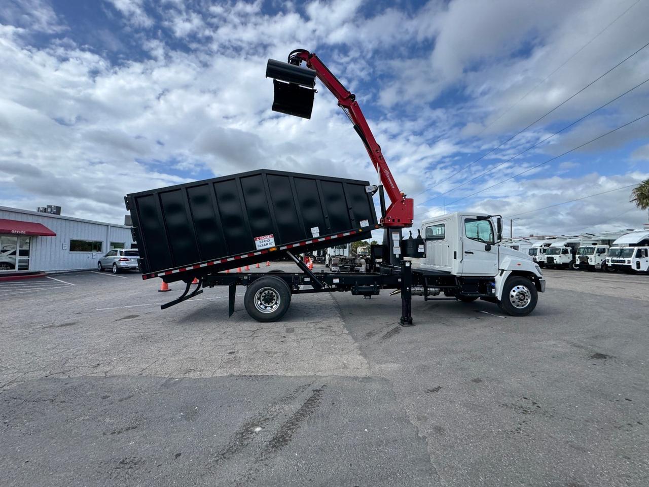 2026 Hino L7 28 Yard Pac Mac KB20 Grapple Truck