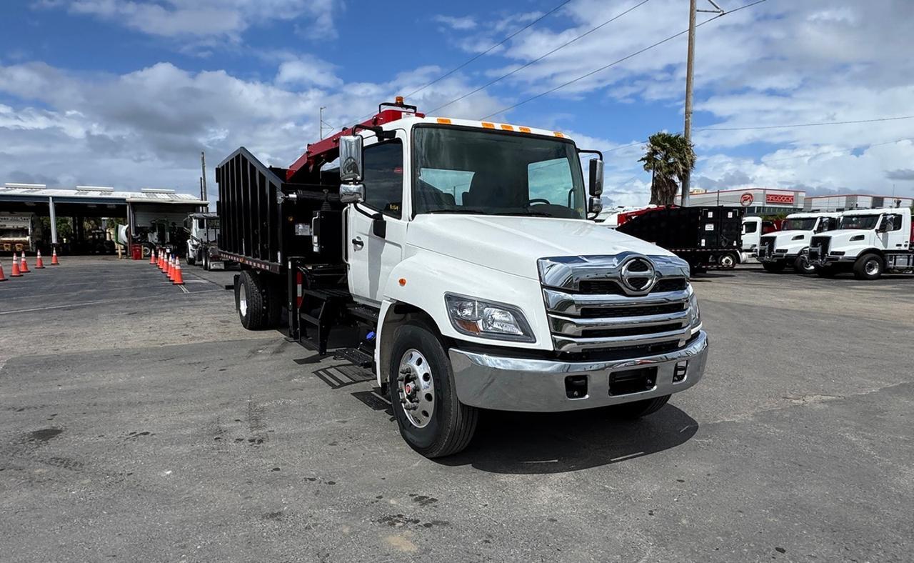 2026 Hino L7 28 Yard Pac Mac KB20 Grapple Truck