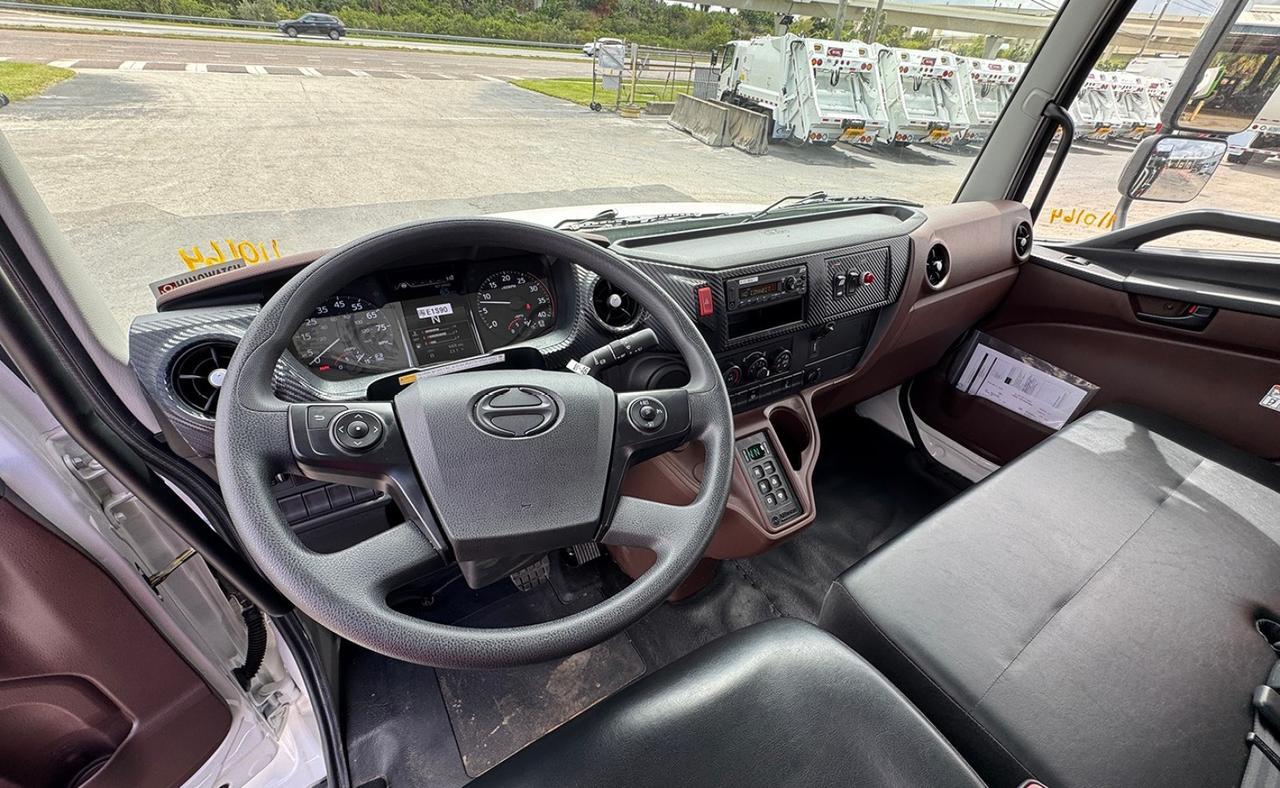 2026 Hino L7 28 Yard Pac Mac KB20 Grapple Truck Tampa FL