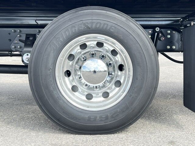 2026 Hino L7 28&apos; Jerr-Dan 10-Ton Rollback Industrial Carrier Truck Miami FL