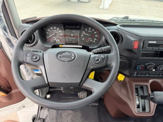 2026 Hino L7 Jerr-Dan 24' 8.5 Ton Rollback Car Carrier Truck Tampa FL