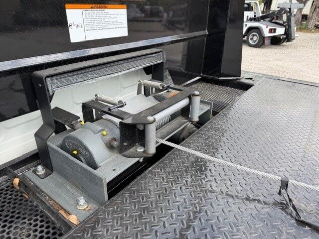 2026 Hino L7 Jerr-Dan 24' 8.5 Ton Rollback Car Carrier Truck Tampa FL