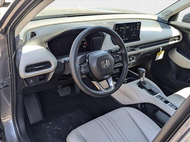 2026 Honda HR-V EX-L photo 2