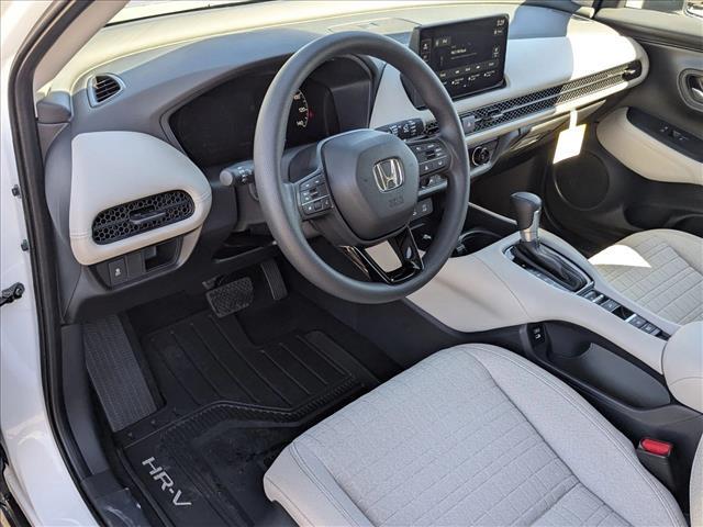 2026 Honda HR-V LX photo 2