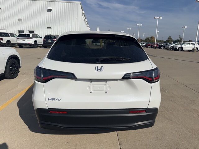 2026 Honda HR-V LX West Burlington IA 2026 Honda HR-V LX West Burlington IA