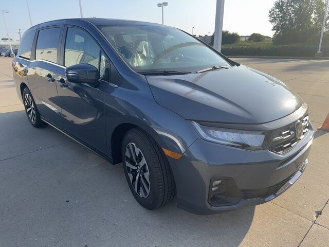 2026 Honda Odyssey EX-L photo 3