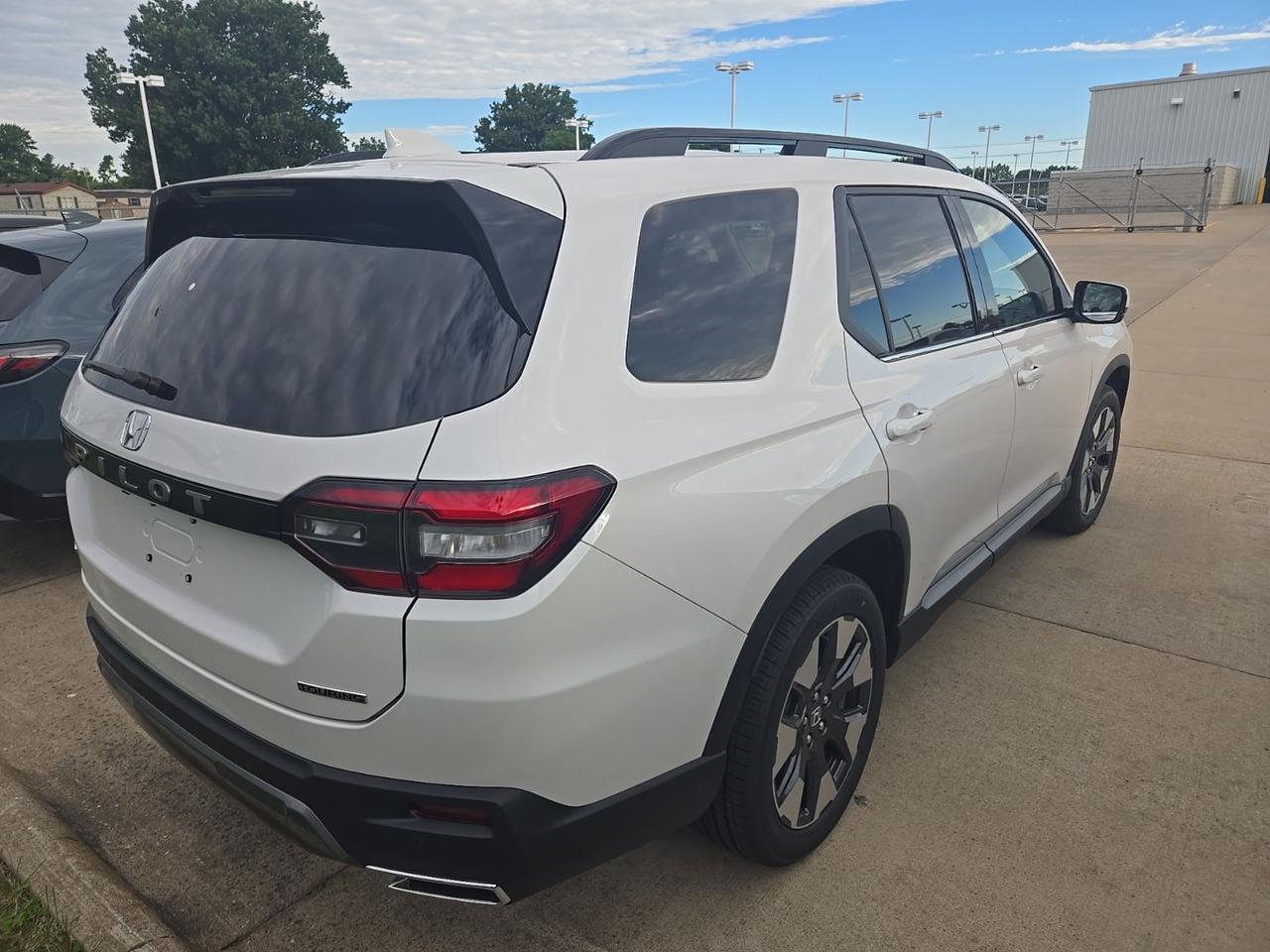 2026 Honda Pilot Touring West Burlington IA