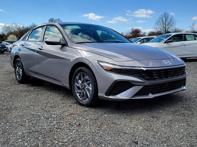2026 Hyundai ELANTRA HYBRID