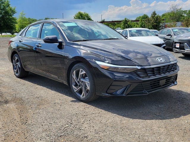 2026 Hyundai ELANTRA