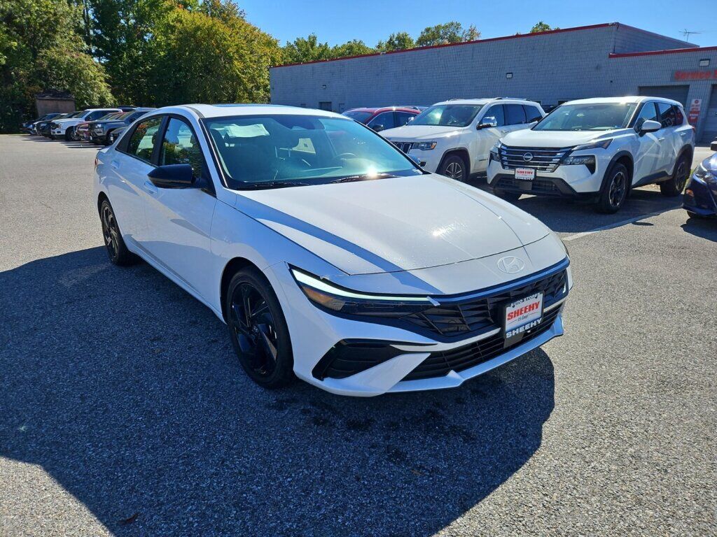 2026 ELANTRA SEL Sport