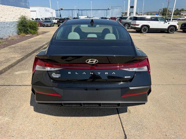 2026 Hyundai Elantra Hybrid Limited Cape Girardeau MO
