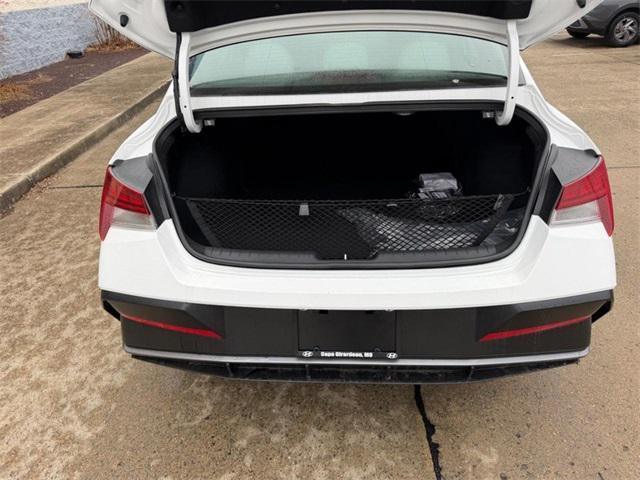 2026 Hyundai Elantra Hybrid Limited Cape Girardeau MO