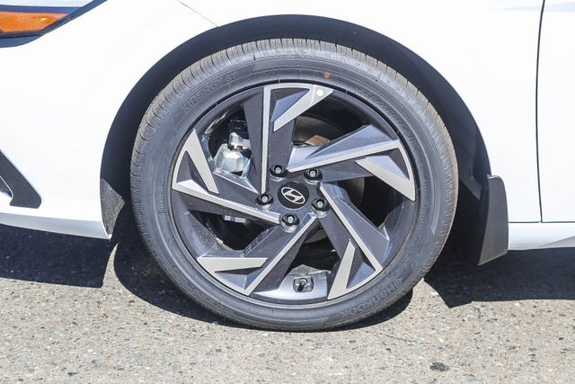 2026 Hyundai Elantra Limited Folsom CA