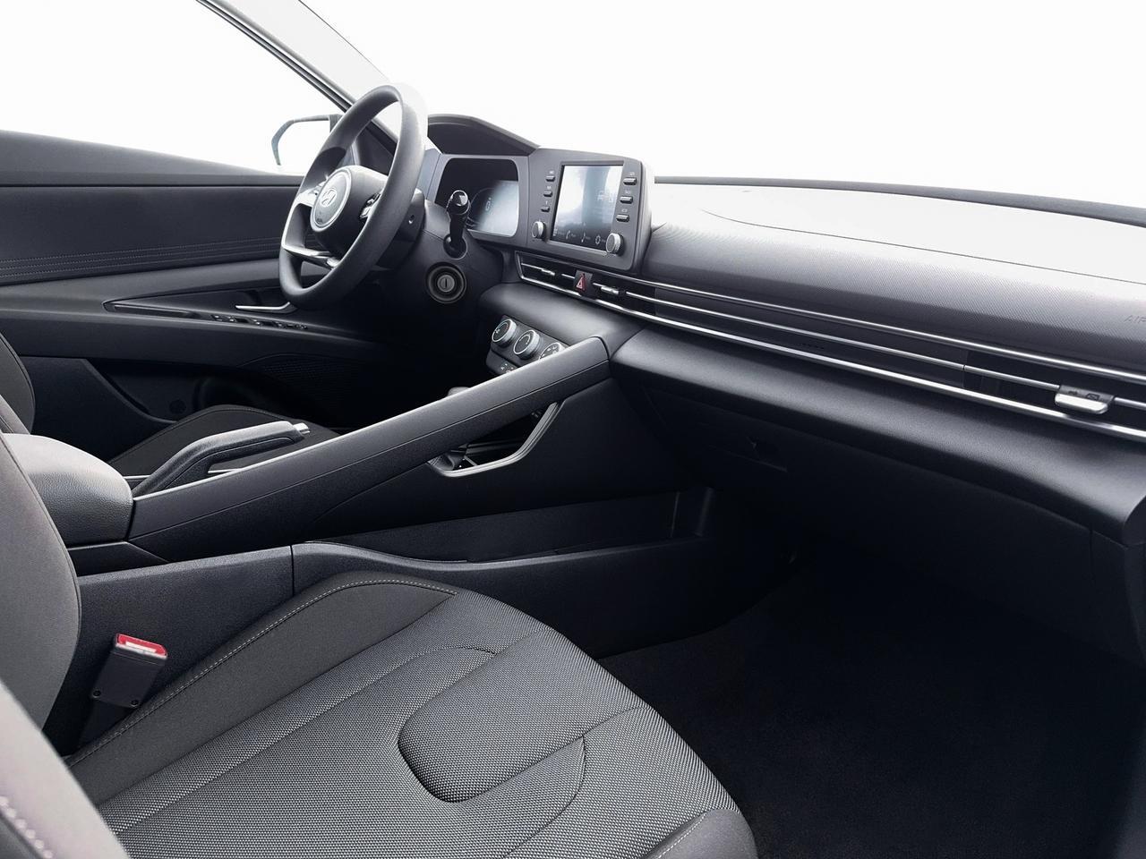 2026 Hyundai Elantra SE Cape Girardeau MO