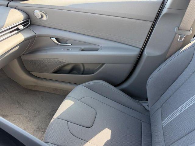 2026 Hyundai Elantra SE Cape Girardeau MO