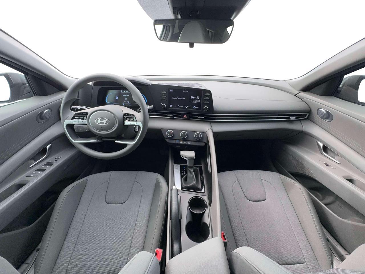 2026 Hyundai Elantra SE Cape Girardeau MO