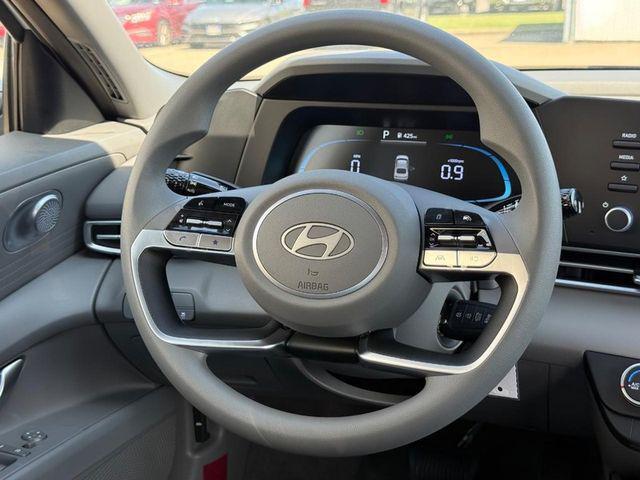 2026 Hyundai Elantra SE Cape Girardeau MO