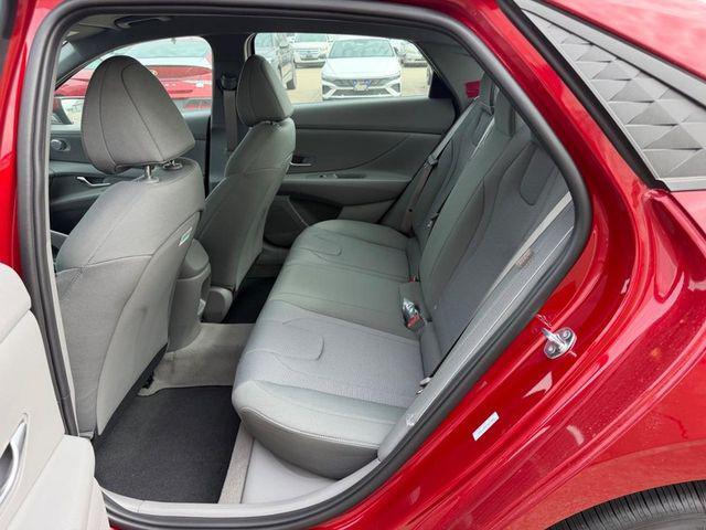 2026 Hyundai Elantra SE Cape Girardeau MO