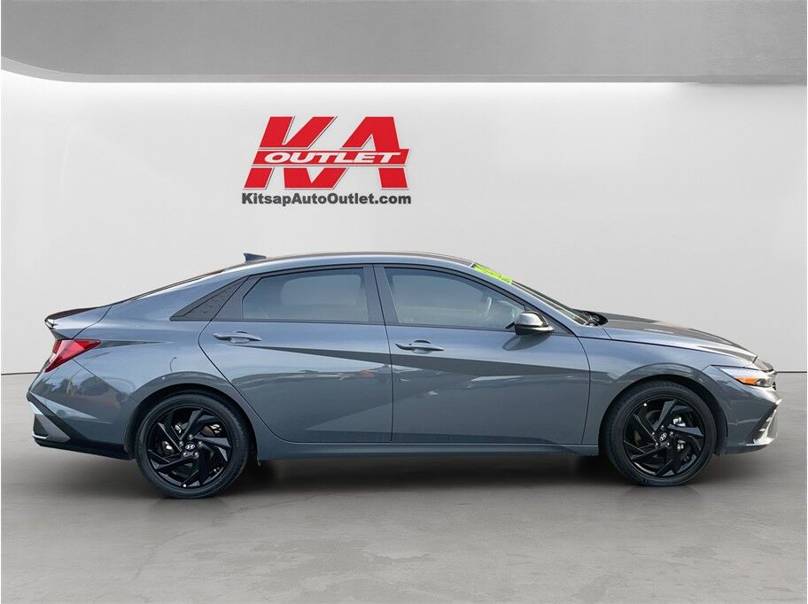 2026 Hyundai Elantra SEL Sport Sedan 4D