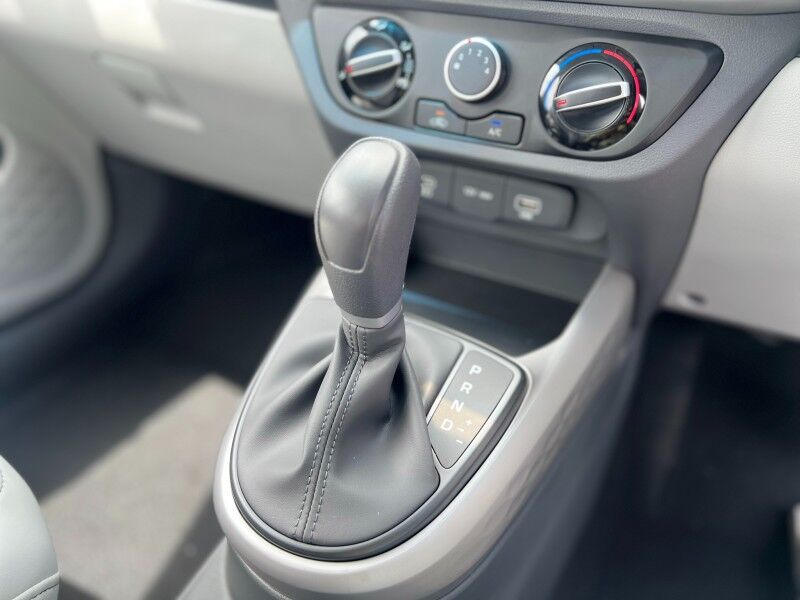 2026 Hyundai GRAND I10 (1.2L Petrol) Vaitele