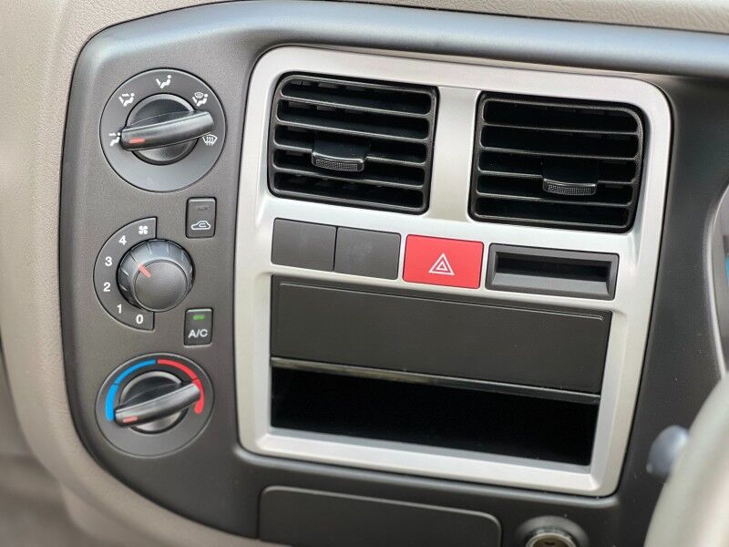 2026 Hyundai H100 FLAT DECK 6 Wheelers (2.6L Diesel) Vaitele