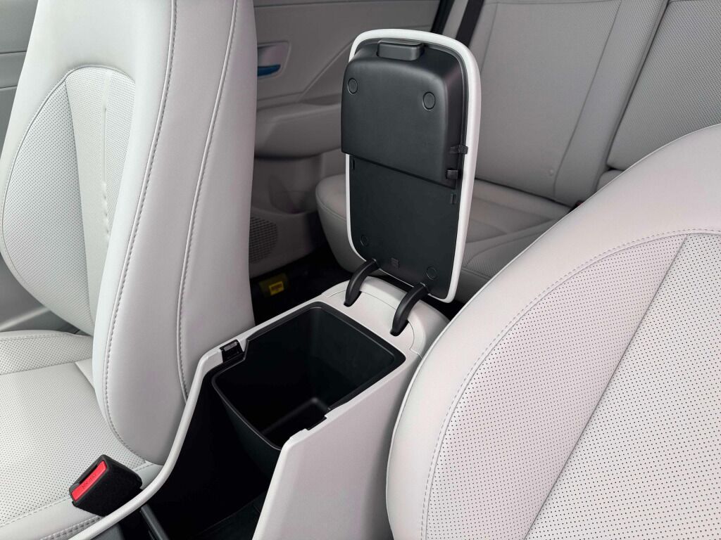 2026 Hyundai KONA Limited FWD Waldorf MD