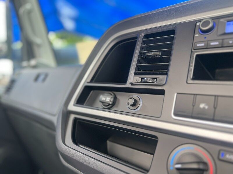 2026 Hyundai MIGHTY EX8 (3.9L Diesel) Vaitele