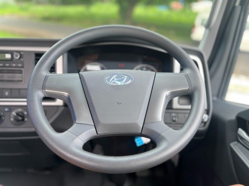 2026 Hyundai MIGHTY EX8 (3.9L Diesel) Vaitele