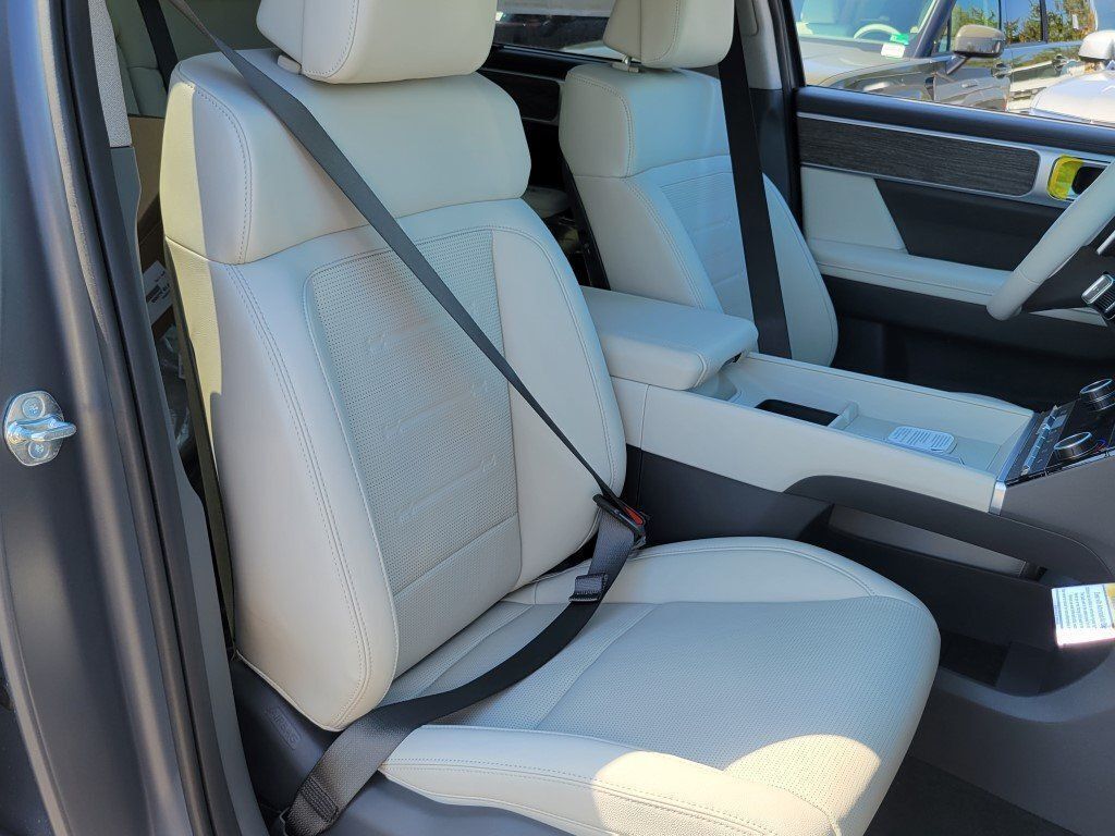 2026 Hyundai SANTA FE HYBRID Limited Chantilly VA