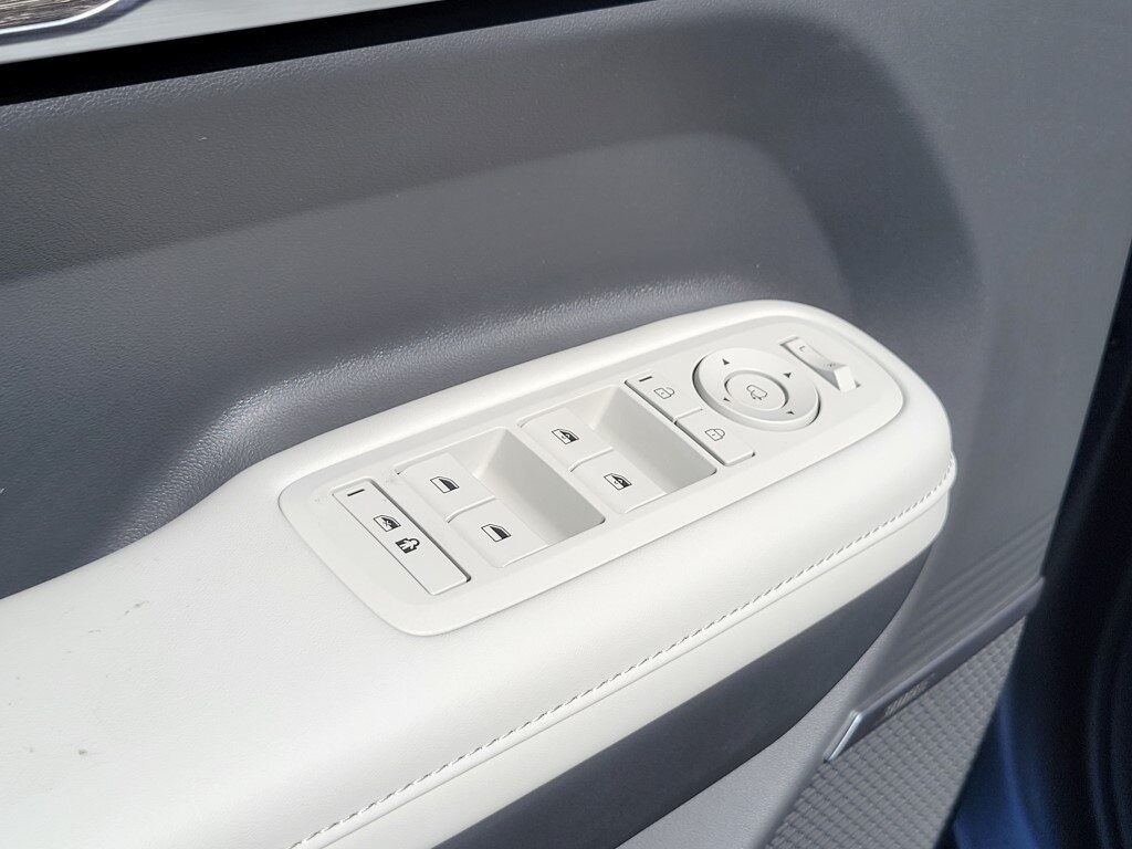 2026 Hyundai SANTA FE HYBRID Limited Chantilly VA