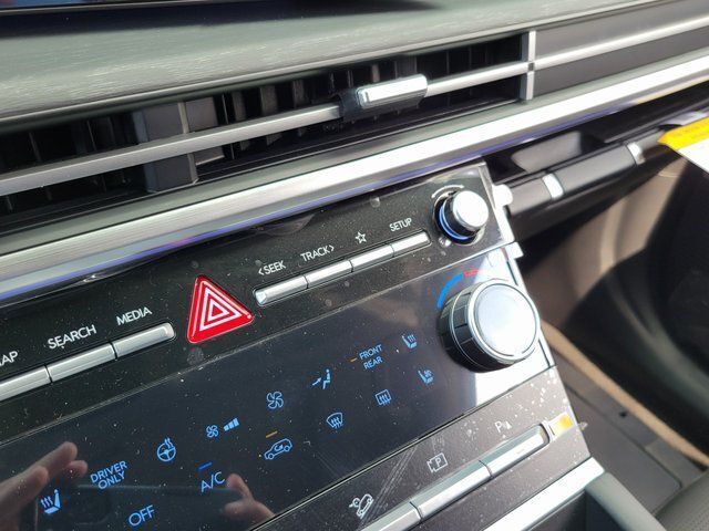 2026 Hyundai SANTA FE HYBRID Limited Chantilly VA