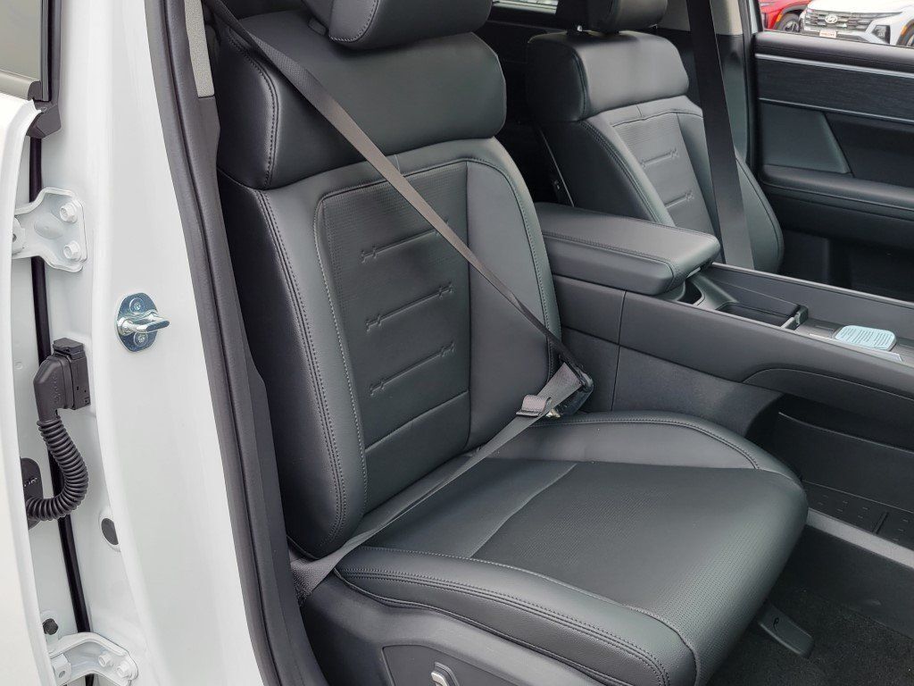 2026 Hyundai SANTA FE HYBRID Limited Chantilly VA