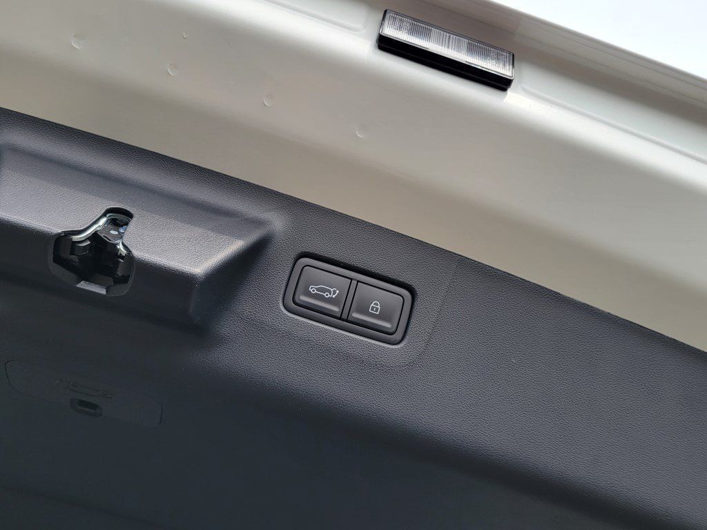 2026 Hyundai SANTA FE HYBRID Limited Chantilly VA