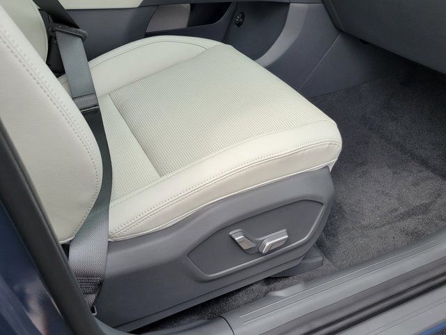 2026 Hyundai SANTA FE HYBRID Limited Chantilly VA