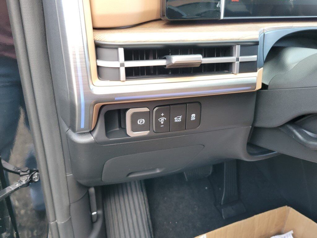 2026 Hyundai SANTA FE HYBRID Limited Chantilly VA
