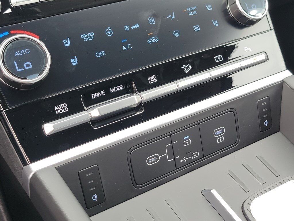 2026 Hyundai SANTA FE HYBRID Limited Chantilly VA