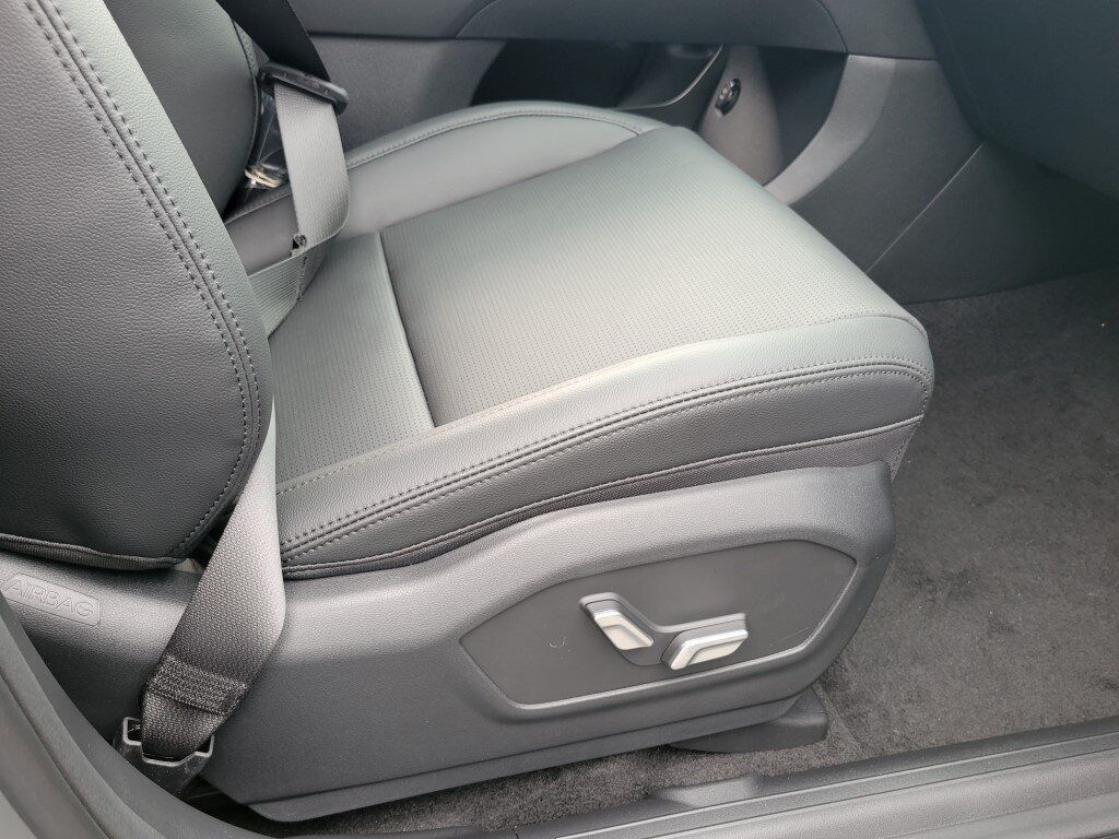 2026 Hyundai SANTA FE HYBRID Limited Chantilly VA