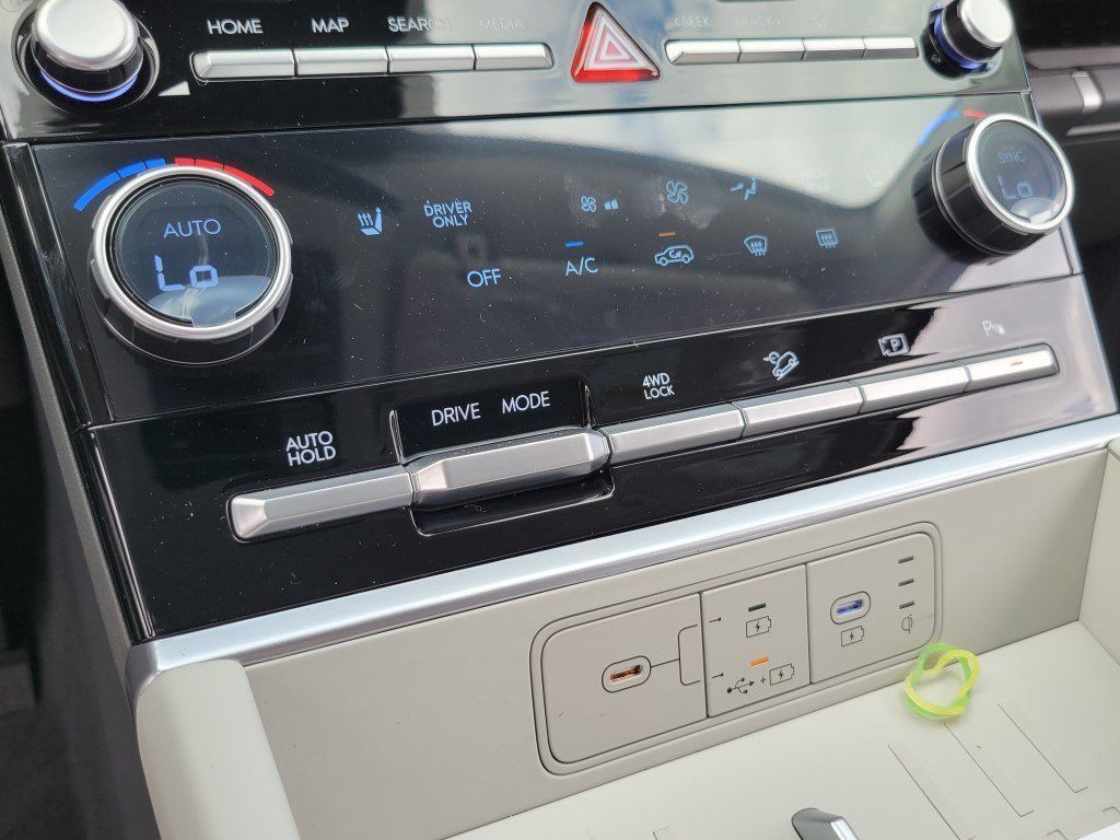 2026 Hyundai SANTA FE HYBRID SEL Chantilly VA