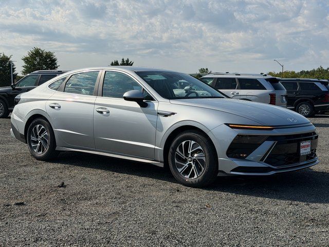 2026 Hyundai SONATA HYBRID Blue