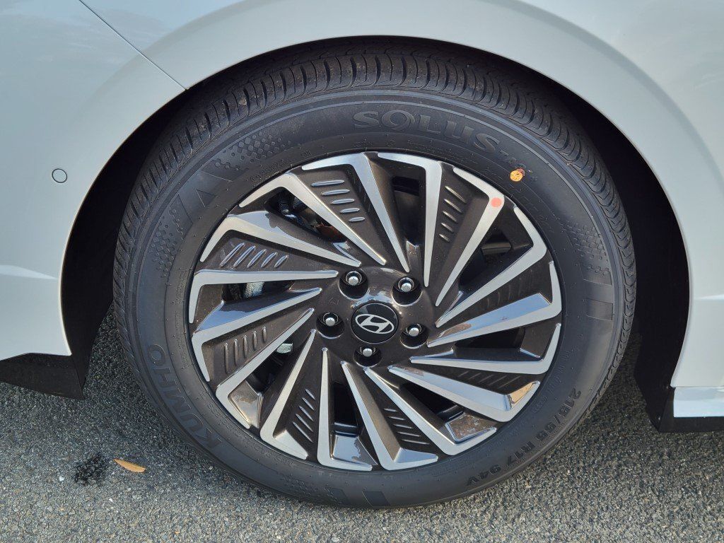 2026 Hyundai SONATA HYBRID Limited Chantilly VA