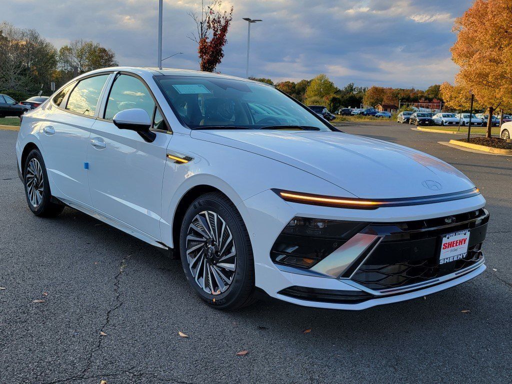 2026 Hyundai SONATA HYBRID Limited