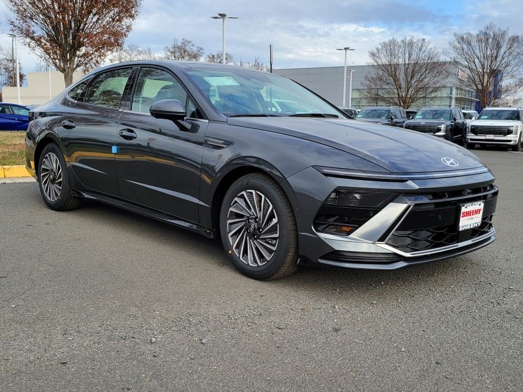 2026 Hyundai SONATA HYBRID