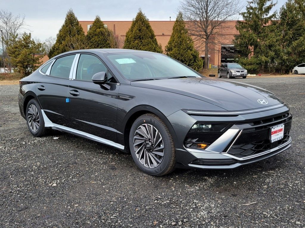 2026 Hyundai SONATA HYBRID