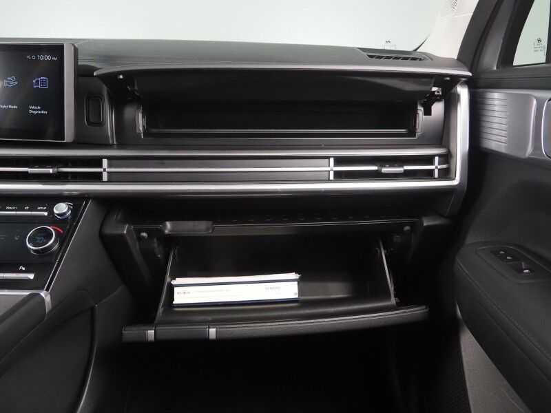 2026 Hyundai Santa Fe SEL *ADAPTIVE CRUISE, SAFETY ALERTS, BACKUP-CAMERA, COLOR TOUCHSCREEN, HEATED SEATS, DIGITAL KEY, POWER LIFTGATE, WIRELESS CHARGING, ANDROID & APPLE Round Rock TX